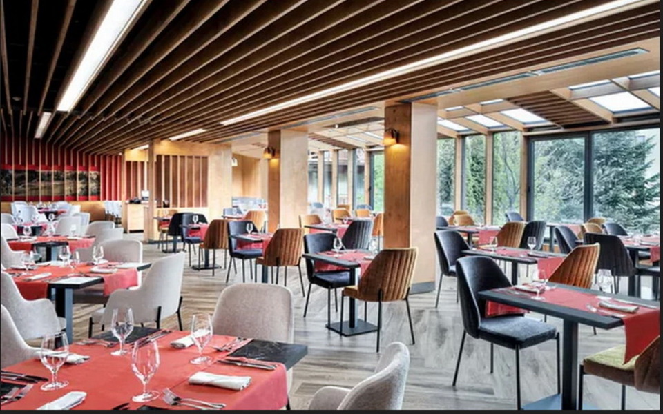 Garden View Restaurant (Main restaurant)