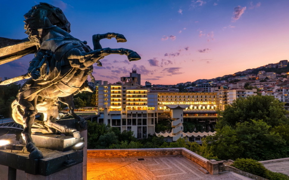 ГРАНД ХОТЕЛ ВЕЛИКО ТЪРНОВО