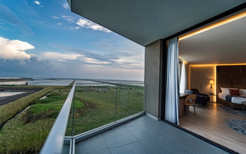 Джуниър суит с морска гледка